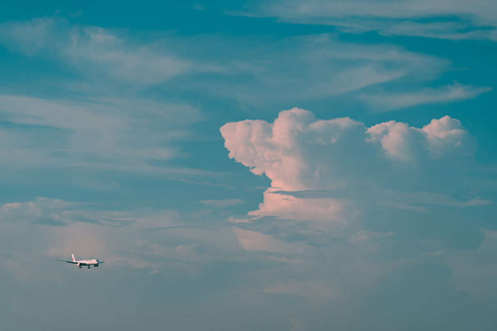 積乱雲と帰りの飛行機