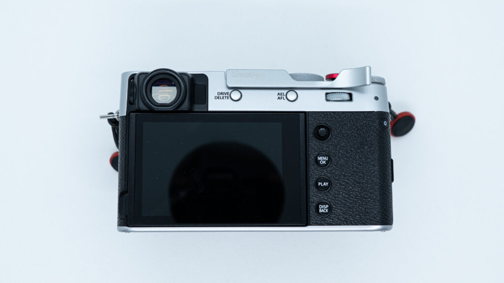 FUJIFILM X100V 背面