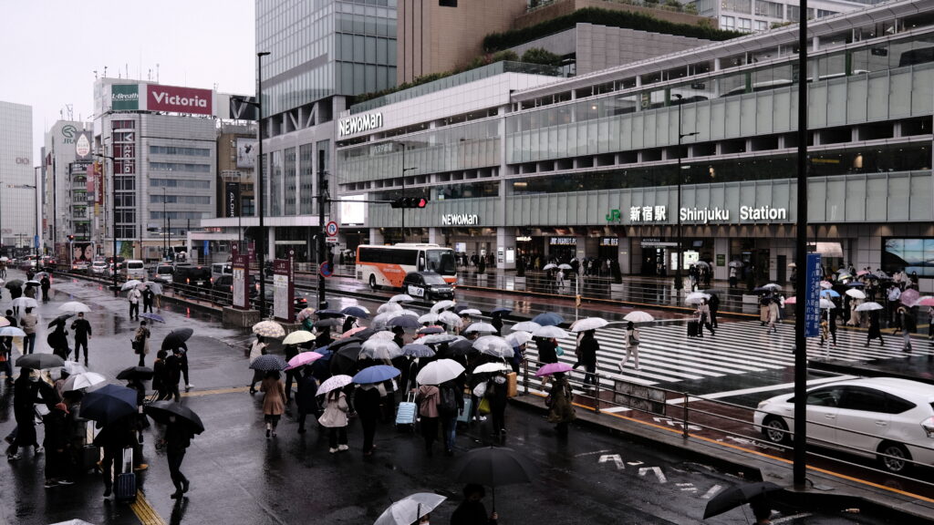 新宿駅南口