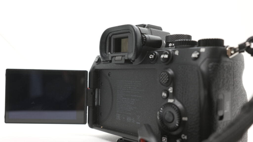 α7IVのバリアングルモニター