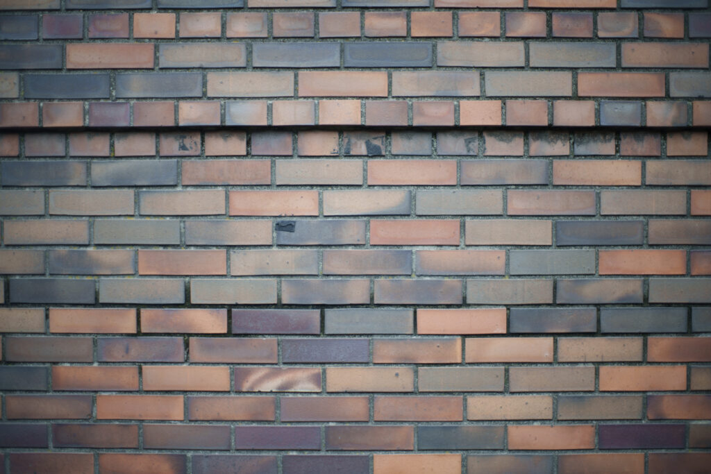 オールドレンズで撮影したレンガの壁